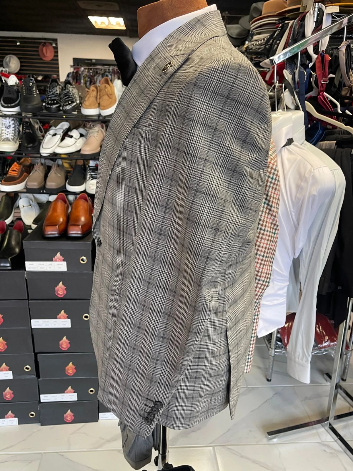 A JB Grey Plaid 3pc Suit Set