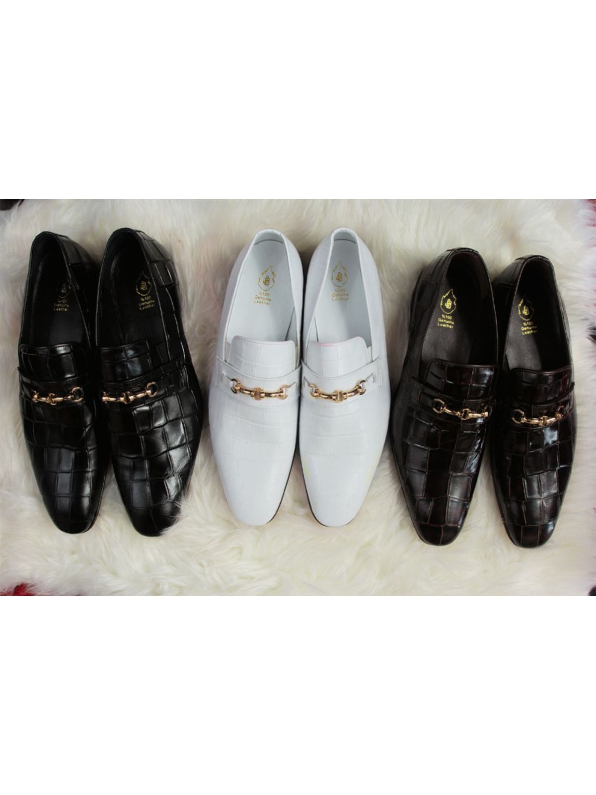 JB Designs Leather Shoes with Gold Chain