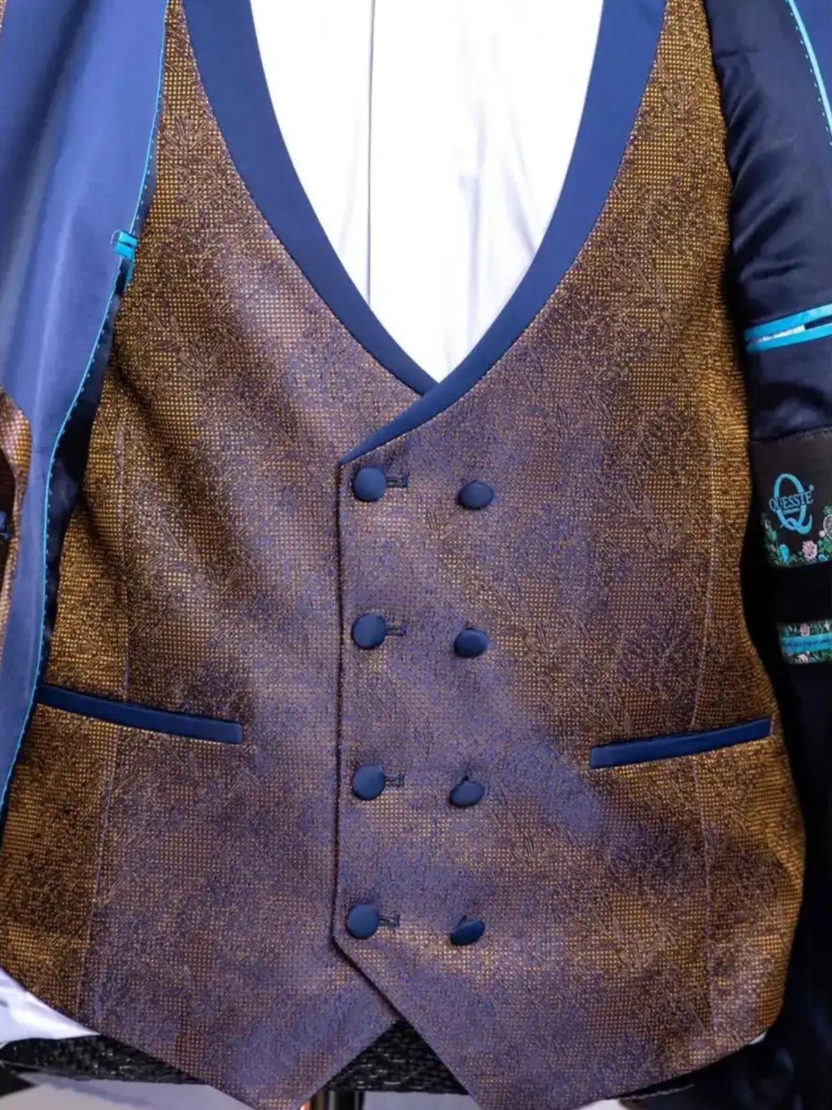 JB Quesste Golden Blue 4pcs Suit Set