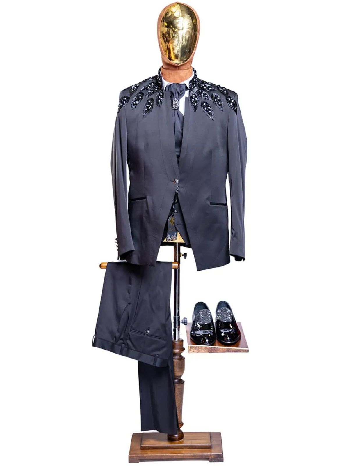 Rabin 3pcs Long Black Suit Set with Leafy Designs